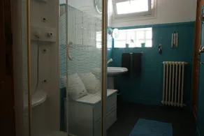 Villa with private pool in Carcassonne town, quiet area with castle views - Image 4