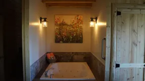 The Wildflower - Private cabin in wooded setting - Image 5