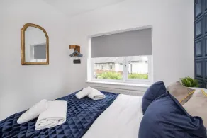 Layerthorpe House with parking  - sleeps 6 guests  in 3 bedrooms - Image 5