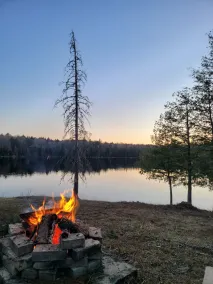 Cozy Cabin w/ 2000ft waterfront, 100+ acres to explore - Image 2