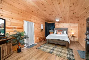 Tiny house, Huge views - Image 3