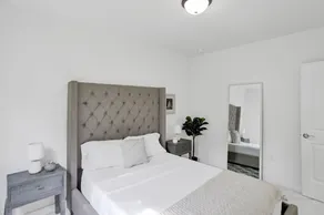  Renzzi Wynwood Apartments - Image 5