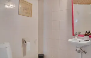 2 bedroom nice home in Harpelunde - Image 5