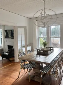 Hanks Farm 🖤- Sleeps 5, 1930s farm 1.5 acres ,Charming Cozy ,Events, Pets ok - Image 5