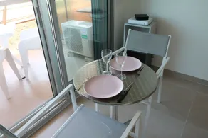 Studio with beautiful sea view and direct beach access - Image 4