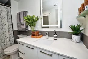 Downtown LA Loft w/ Rock & Roll Vibe, Rooftop Pool + Free Parking - Image 3