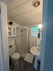 Quaint Guest Cottage - Image 3