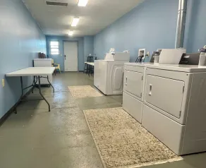 The Boatyard Loft and Suites Unit B - Image 2