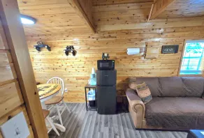 Bings Bearadise Cabin 35 min. from Pictured Rocks on the Manistique River - Image 3