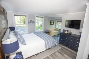 Waterfront Coastal Cottage in Kennebunk, Maine - Image 5