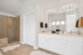 Enjoy a stylish experience at this centrally-located place. - Image 2