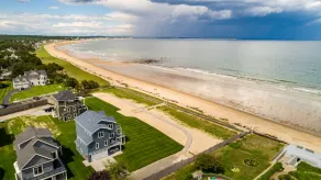 Oceanfront Luxury Beach House with Spectacular Panoramic Views - Image 3