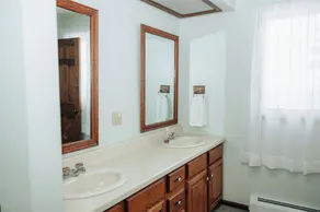 ¡Vista de Majestic Keweenaw Bay, sauna, jacuzzi, piscina y más! - Image 3