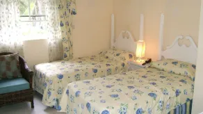 Amaryl Apartment er en 2 soveværelser 2 badeværelser i slutningen af ​​St Lawrence Gap - Image 3
