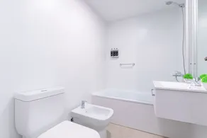 Deluxe Apartments in Downtown by BueRentals - Image 2