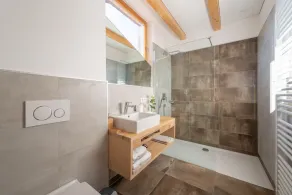 Moosbichlerhof apartment 70 m2 with 2 bedrooms, terrace, pool, Merano Card - Image 3