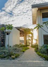 La Santa Maria – 3 Bedroom Apartment, Balcony, Sea View - Image 4