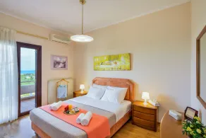 Dora's House - A sea view 3-bedroom luxury apartment - Image 5