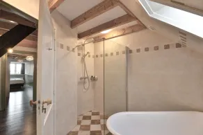 Stay at our beautiful farmhouse and enjoy the authentic atmosphere - Image 5