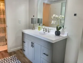 All New; Clean and Gorgeous in Branson! Fish from resort, golf view! - Image 5