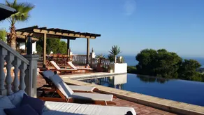SUPER LUKSUS, UTROLIG UDSIGT 180º TIL HAVET, KLIMATISERET INFINITT POOL 12 PAX - Image 5