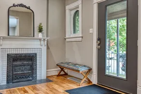 HUGE 5 Bedroom Beautiful Historic Renovated Home Shaw- Great for Families/Groups - Image 2