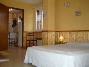 Lodging on the 2nd floor of our old Comtoise farmhouse - Image 4