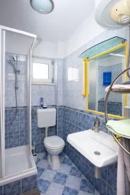 Two bedroom apartment with terrace and sea view Rogoznica (A-17129-b) - Image 2