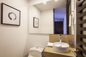 Stunning Executive Apartment with High Cleaning Standards - Image 4