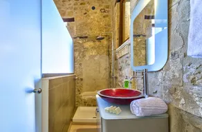 Bed and breakfast in historic Venetian mansion - Image 4