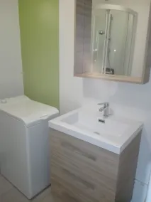 Nice studio.  Beautiful location. Near sea Private parking. Swimming pool. Tennis - Image 4