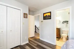 Beautiful large home close to everything - Image 2