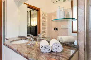 Santa Chiara Apartment by MyHomeInComo - Image 2
