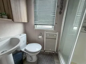 Lovely Caravan At Highfield Grange Holiday Park, Essex Ref 26401E - Image 5