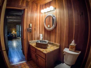 ** Log Cabin * Bañera de hidromasaje * Sauna * Estanque privado * 23 acres * 4. 6mi a Bethel Woods * - Image 4