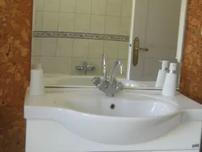 10 minutes walk from the waterfall, bright apartment, pets welcome! - Image 2