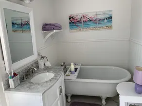 Oceanfront 4-Bedroom Cottage in Saco's Ferry Beach - Perfect for 8 Guests! - Image 3