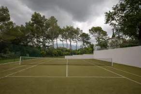 Maison joliment rénovée, vaste terrain, parfait pour les familles à partager - Image 3