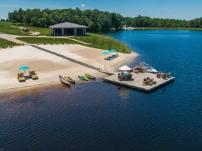 Lakehouse & Bungalow with beach access - Image 2