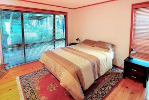 Melaleuca Stunning Ocean Views and Coastal Comforts - Image 4