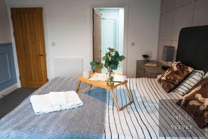 1 Bed House , Free WiFi,Free Parking,Leasure,Business - Image 5