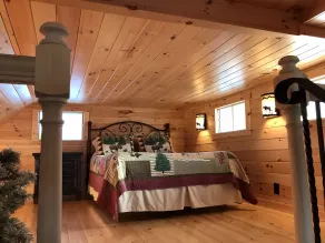 Cozy Cabin in Pittsburg NH  - DIRECT SNOWMOBILE & ATV TRAIL ACCESS - Image 5