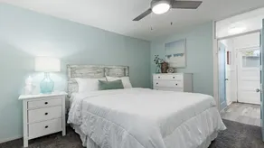 Charming Dog-Friendly Cottage Near Beach - Image 5