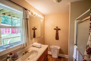3 Bed 3 Bath-Large Wrap Around Porch Family Friendly, Hot Tub, WiFi - Image 4