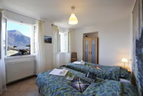 Ferienwohnung mit 2 Betten, umwerfendem Blick auf den See, Balkon und Erdgeschoss-Terrasse - Image 5