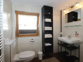 Spacious Apartment in Fendels Amidst Mountains - Image 2