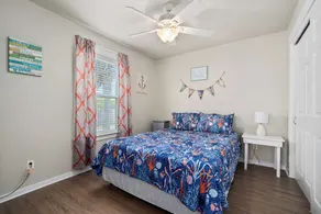 This cottage is a 2 bedroom(s), 2 bathrooms, located in Rockport, TX. - Image 5