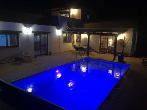 Luxury Abgelegene Villa mit großen beheizten privaten Pool und Wifi. - Image 5
