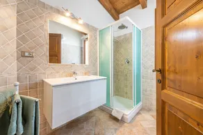 Holiday Home 'Girasole' with Private Terrace, Garden and Air Conditioning - Image 3