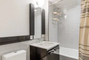 Deluxe East Village 2BR w/ W/D, nr Tompkins Sq Park, by Blueground - Image 4